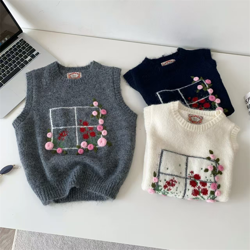 Женский вязаный жилет с 3D-выш – обзор и цена Embroidery Rose