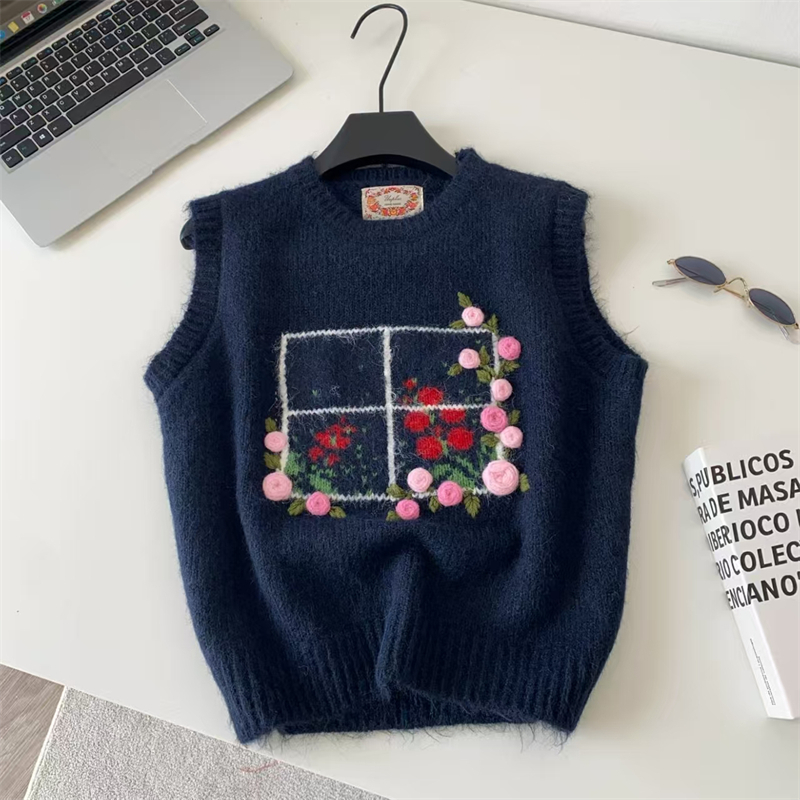 Женский вязаный жилет с 3D-выш – обзор и цена Embroidery Rose