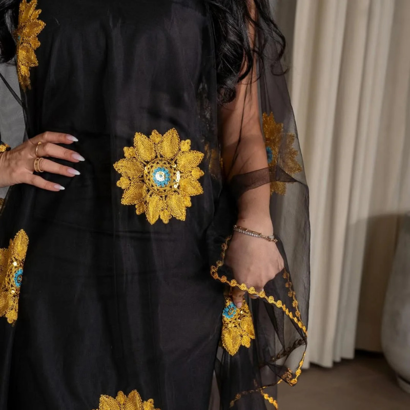 Женское длинное платье макси с – обзор и цена Embroidery Yellow Dress